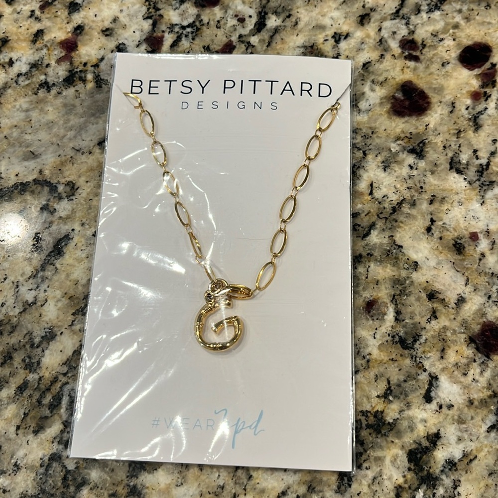Initial “G” gold necklace by Betsy Pittard 16”